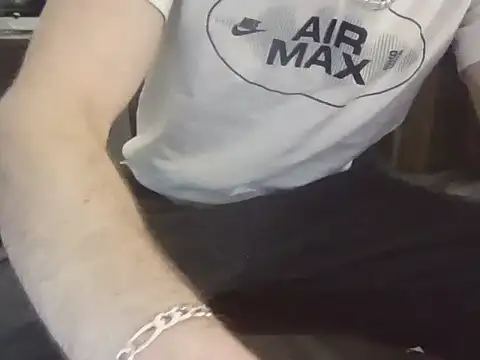 HungStud4You online show from 01-08-26, 06:05