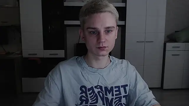 angryzan online show from 02-28-25, 04:32