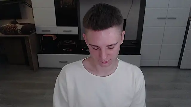 angryzan online show from 10-06-25, 05:49