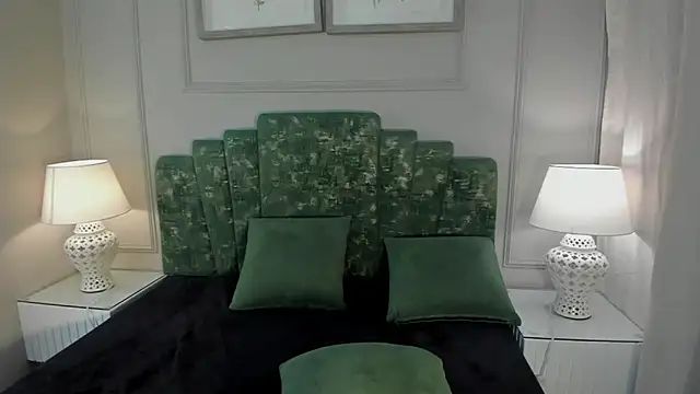 ana beckett online show from 03-18-25, 02:04