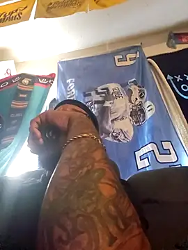 Snapshot of GallowayGooch1085 chatting on 02-28-26, 07:37 GallowayGooch1085 online show from 02-28-26, 07:37