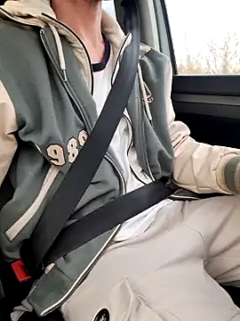 Zeefy online show from 12-19-24, 10:56