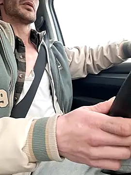 Zeefy online show from 03-13-25, 07:31