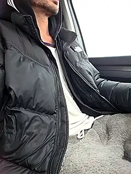 Zeefy online show from 12-20-25, 08:21