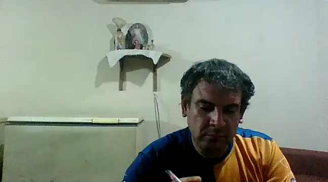Rodrigo happy online show from 01-31-25, 05:51