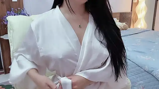  Ely  online show from 10-06-25, 03:48