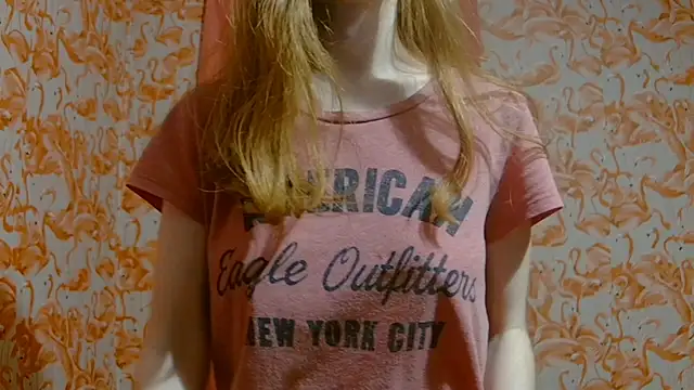 strawberrysmoothie online show from 12-14-24, 06:02