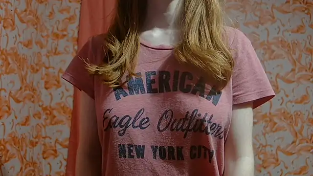 strawberrysmoothie online show from 12-16-24, 11:39