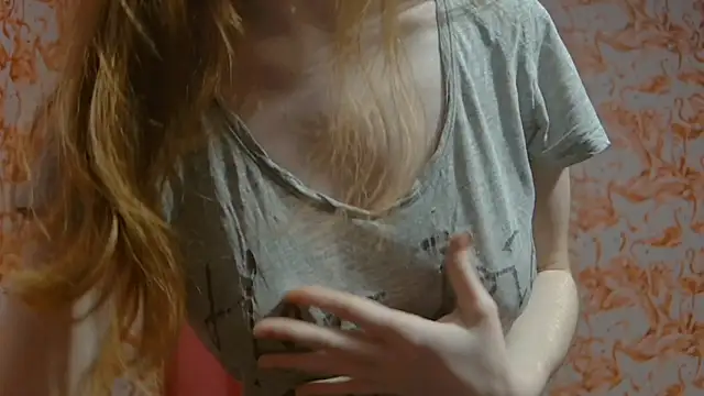 strawberrysmoothie online show from 02-11-25, 03:18