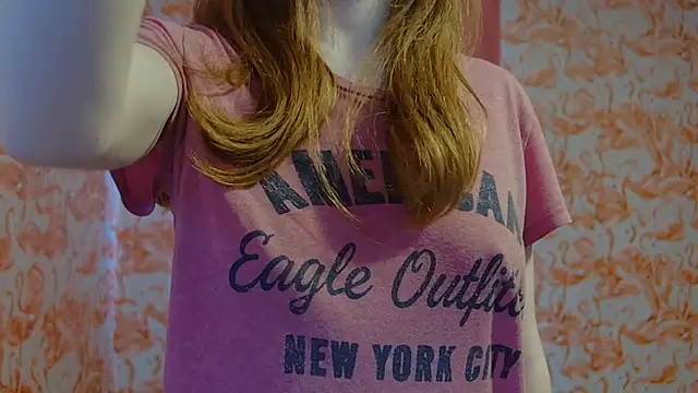 strawberrysmoothie online show from 03-17-25, 08:51