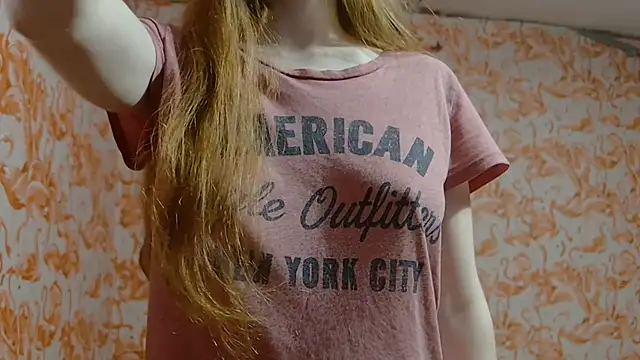 strawberrysmoothie online show from 11-25-25, 12:54