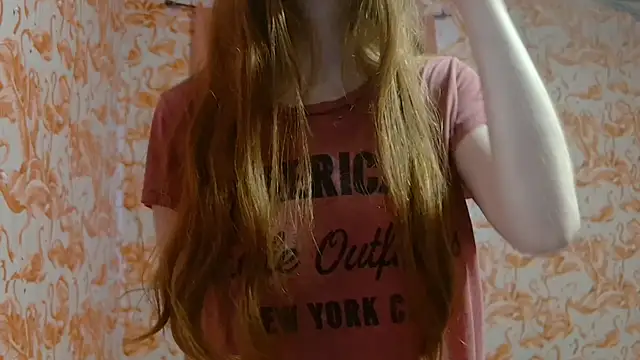 Snapshot of strawberrysmoothie chatting on 02-06-26, 09:07 strawberrysmoothie online show from 02-06-26, 09:07