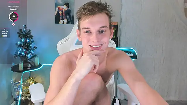 Snapshot of 4ever_dude chatting on 12-29-24, 09:39 4ever dude online show from 12-29-24, 09:39