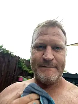 Snapshot of sexycouple109 chatting on 01-01-25, 05:00 sexycouple109 online show from 01-01-25, 05:00