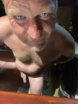 Snapshot of sexycouple109 chatting on 02-28-25, 01:05 sexycouple109 online show from 02-28-25, 01:05