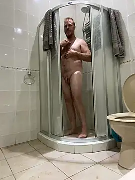 Snapshot of sexycouple109 chatting on 11-03-25, 07:48 sexycouple109 online show from 11-03-25, 07:48