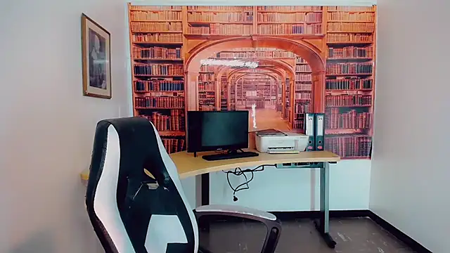 khiara moretti online show from 01-03-25, 07:50