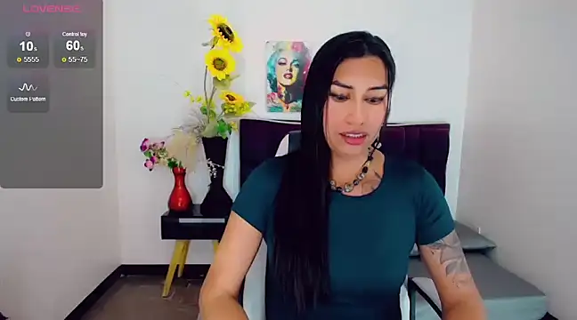 khiara moretti online show from 03-22-25, 05:41