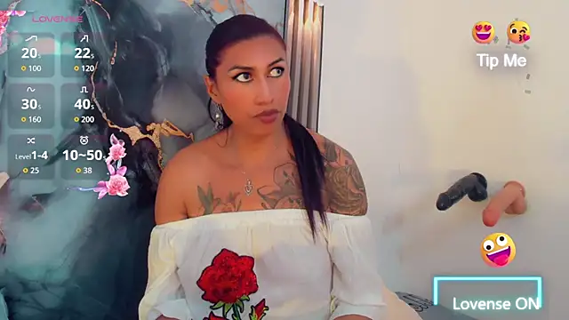 khiara moretti online show from 04-01-26, 01:41