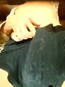 Snapshot of --MIKASA-- chatting on 03-11-25, 12:17 --MIKASA-- online show from 03-11-25, 12:17