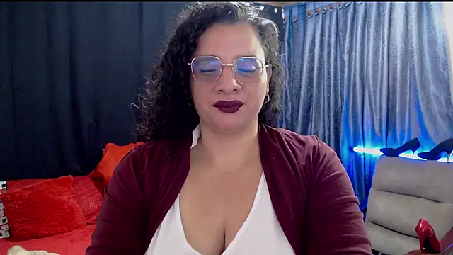 Aleja Gonzales online show from 07-15-26, 11:37