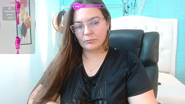 Snapshot of MsJossie chatting on 09-13-25, 04:23 MsJossie online show from 09-13-25, 04:23