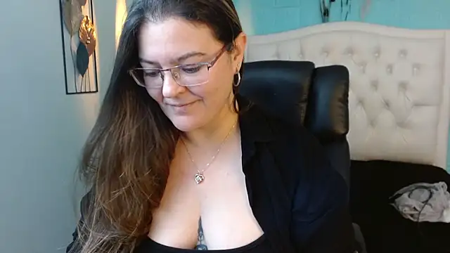 MsJossie online show from 03-31-26, 02:35