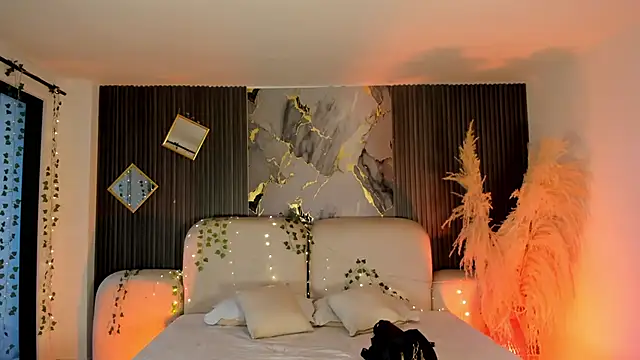 Agathaargent  online show from 01-08-26, 11:23