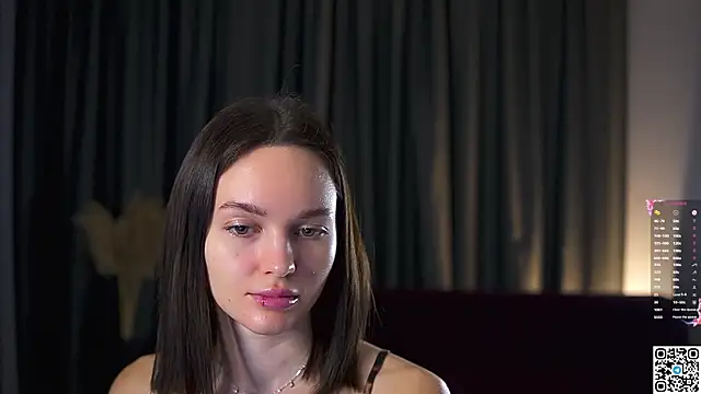 Snapshot of AnneKlint chatting on 12-13-24, 05:16 AnneKlint online show from 12-13-24, 05:16