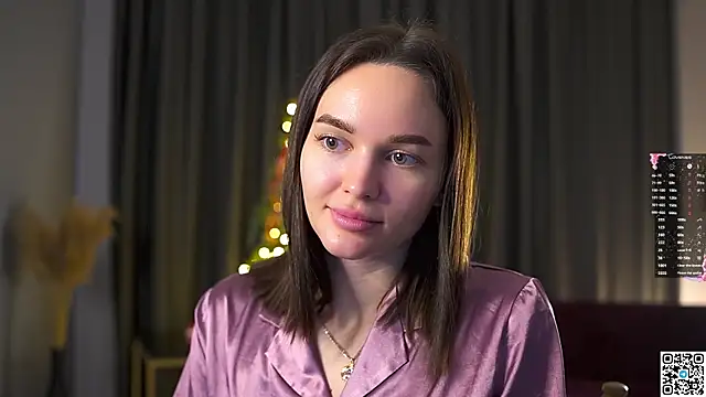 Snapshot of AnneKlint chatting on 12-30-24, 11:26 AnneKlint online show from 12-30-24, 11:26