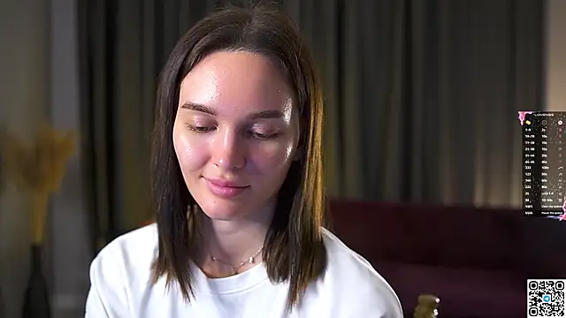 Snapshot of AnneKlint chatting on 01-04-25, 02:25 AnneKlint online show from 01-04-25, 02:25