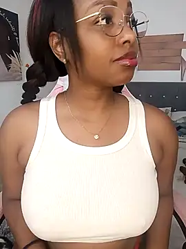 Snapshot of kitty__blackgl chatting on 02-03-25, 04:31 kitty blackgl online show from 02-03-25, 04:31