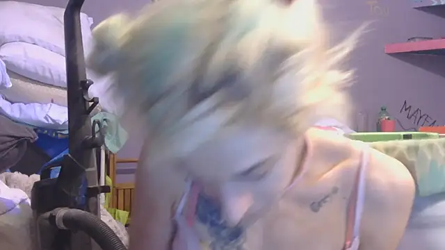 watermellonpussy online show from 11-15-25, 05:27