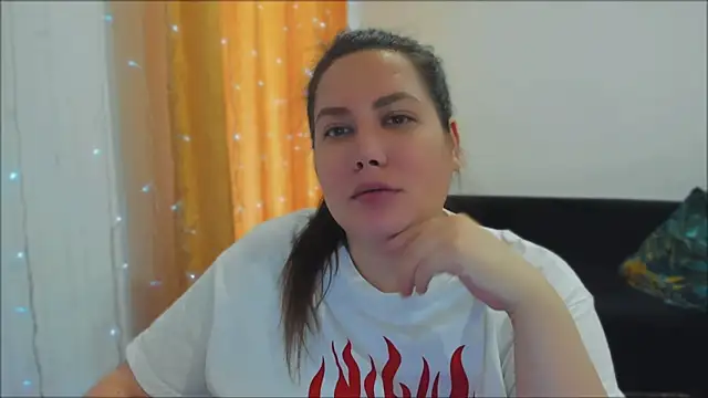  madalexa  online show from 11-05-25, 06:02