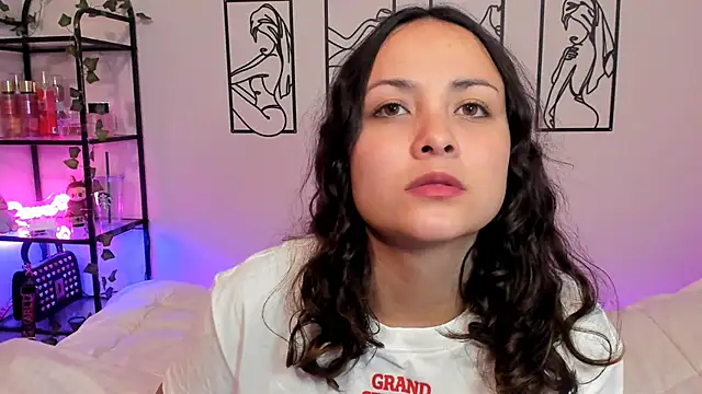 Megan Rodrigo online show from 09-23-25, 07:28