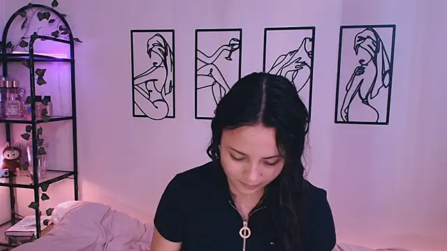 Megan Rodrigo online show from 10-17-25, 04:20