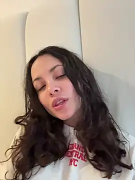 Megan Rodrigo online show from 07-02-26, 12:44