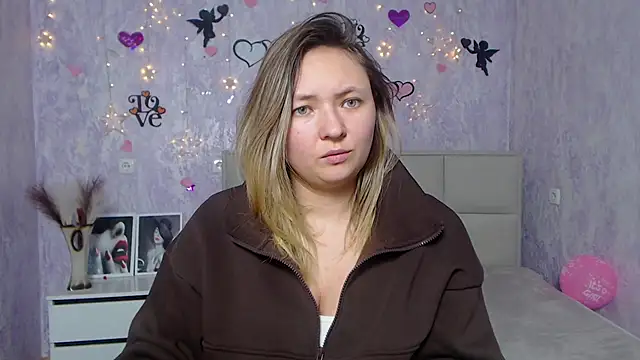 SallyVerda online show from 02-06-25, 11:04