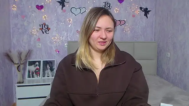 SallyVerda online show from 02-12-25, 06:51