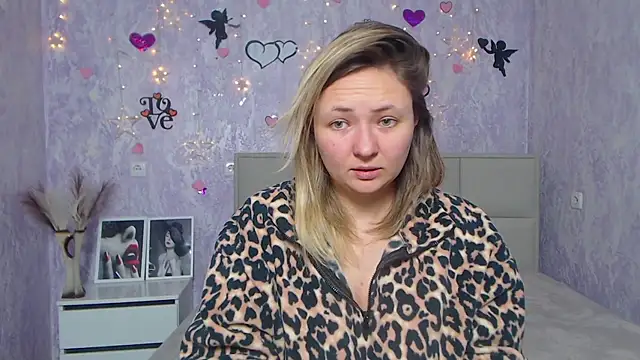 SallyVerda online show from 02-13-25, 07:42