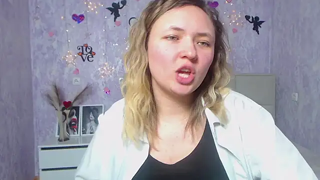 SallyVerda online show from 02-20-25, 01:03