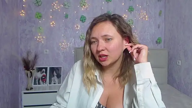 SallyVerda online show from 03-18-25, 12:49