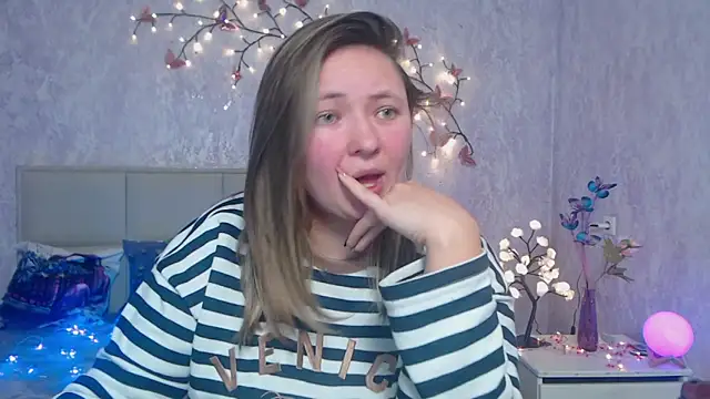 SallyVerda online show from 03-10-26, 06:35