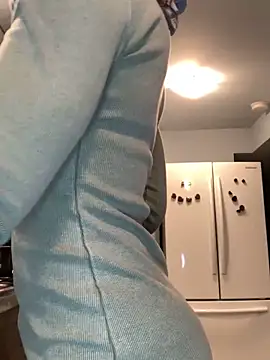 ninaperry777 online show from 02-20-25, 04:50