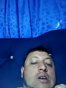 Snapshot of BatiBattman69 chatting on 03-12-25, 02:34 BatiBattman69 online show from 03-12-25, 02:34
