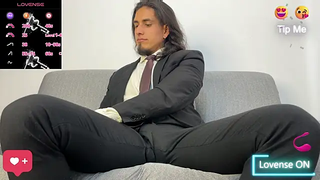 Tom blunt96 online show from 12-03-25, 05:44