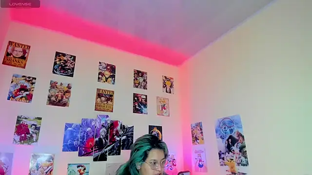 Snapshot of lucky-leah chatting on 01-28-25, 03:36 lucky-leah online show from 01-28-25, 03:36