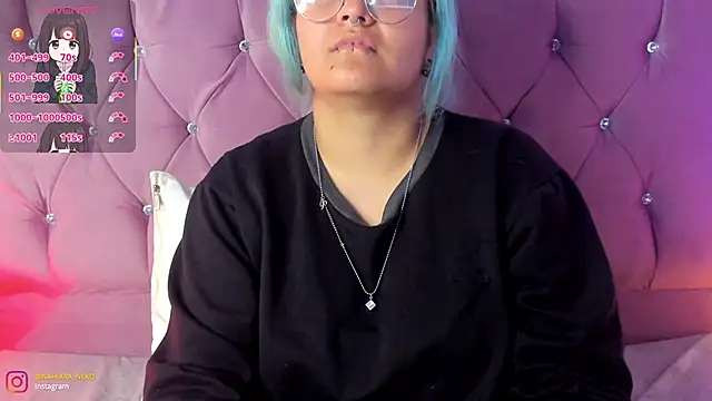 Snapshot of lucky-leah chatting on 03-21-25, 07:00 lucky-leah online show from 03-21-25, 07:00
