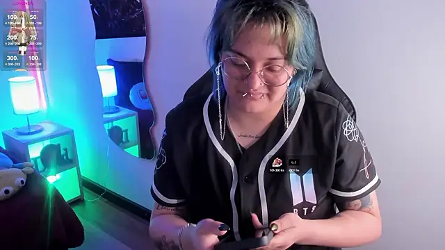 lucky-leah online show from 03-28-26, 04:01