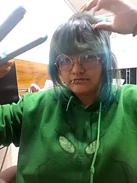 lucky-leah online show from 07-16-26, 03:45